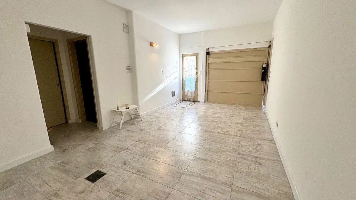 VENTA CASA 4 DORMITORIOS EN BARRIO GRAL SAN MARTIN 2