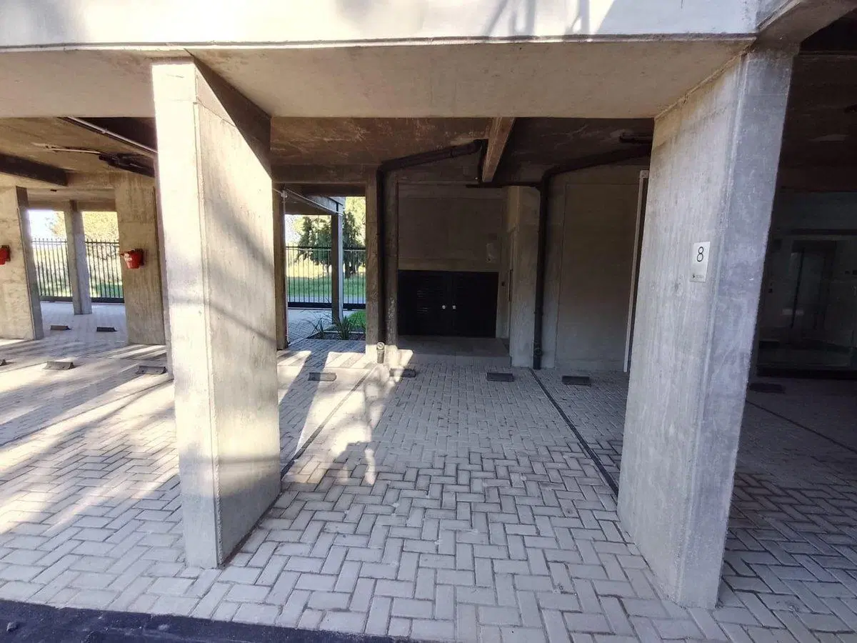 VENTA DEPTO 1 DORMITORIO OPCION COCHERA FISHERTON 8