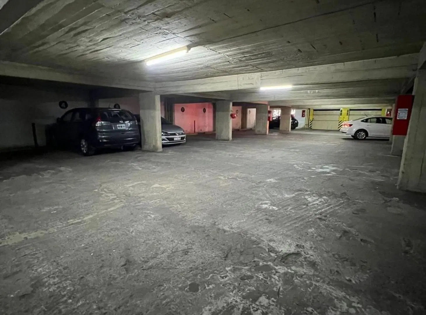 VENTA DE COCHERA , 6TO PISO, RAMPA MOVIL ASCENSOR 3
