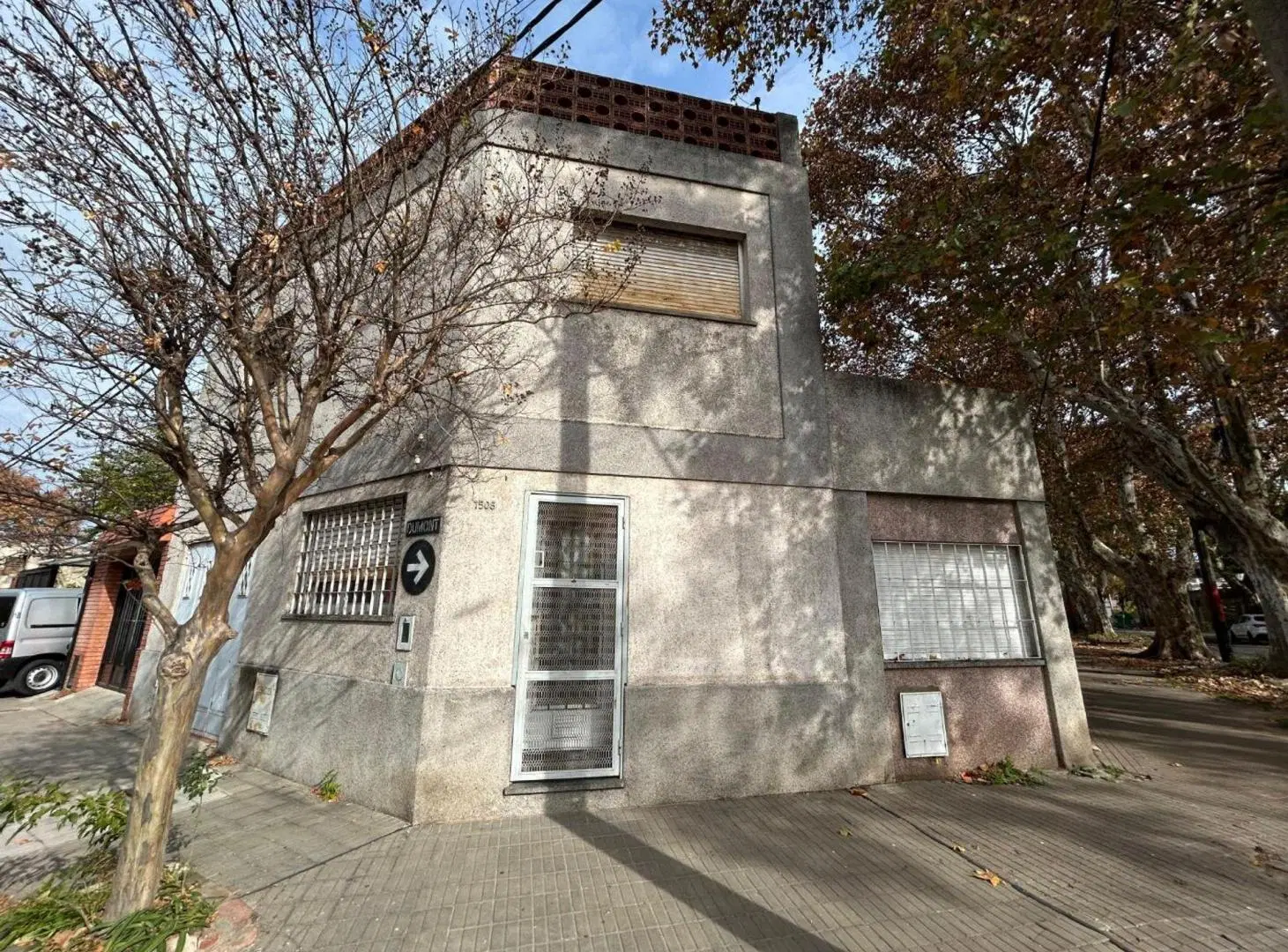 VENTA CASA A RECICLAR EN BARRIO ECHESORTU 2