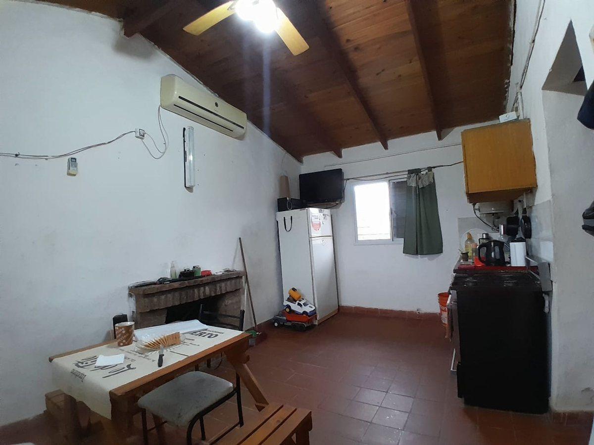 Foto de VENTA DE 2 CASA DE 1 DORMI- ANDINO CON VISTA RIO, imagen 5