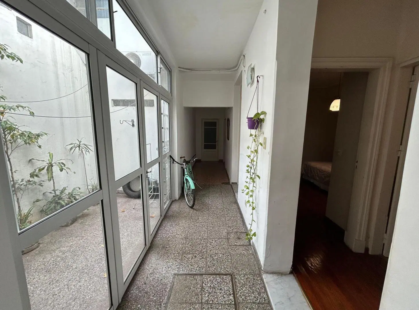 VENTA CASA EN PB  DOS DORMITORIOS EN LUIS AGOTE 3
