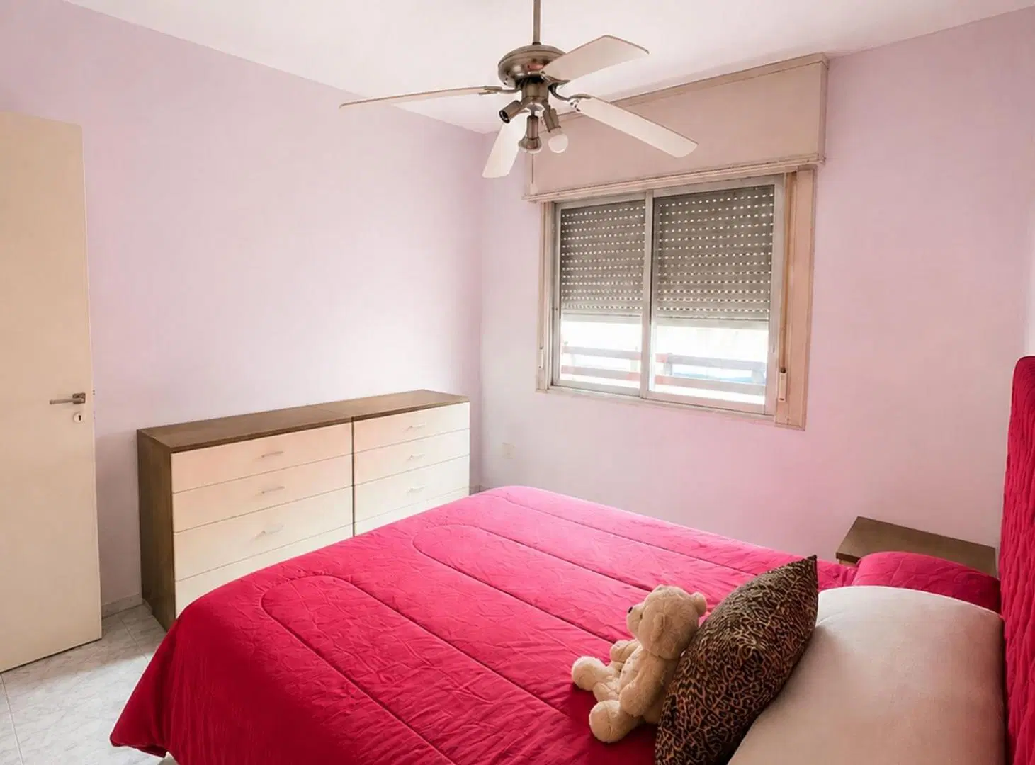 VENTA! SEMIPISO 2 DORMITORIOS  BARRIO ABASTO 4