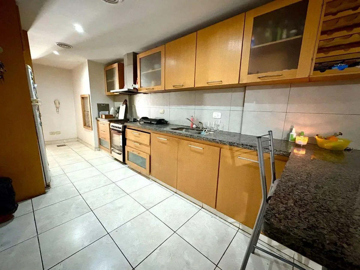 VENTA DEPTO 4 DORM APTO CRÉDITO CON COCHERA MARTIN 2