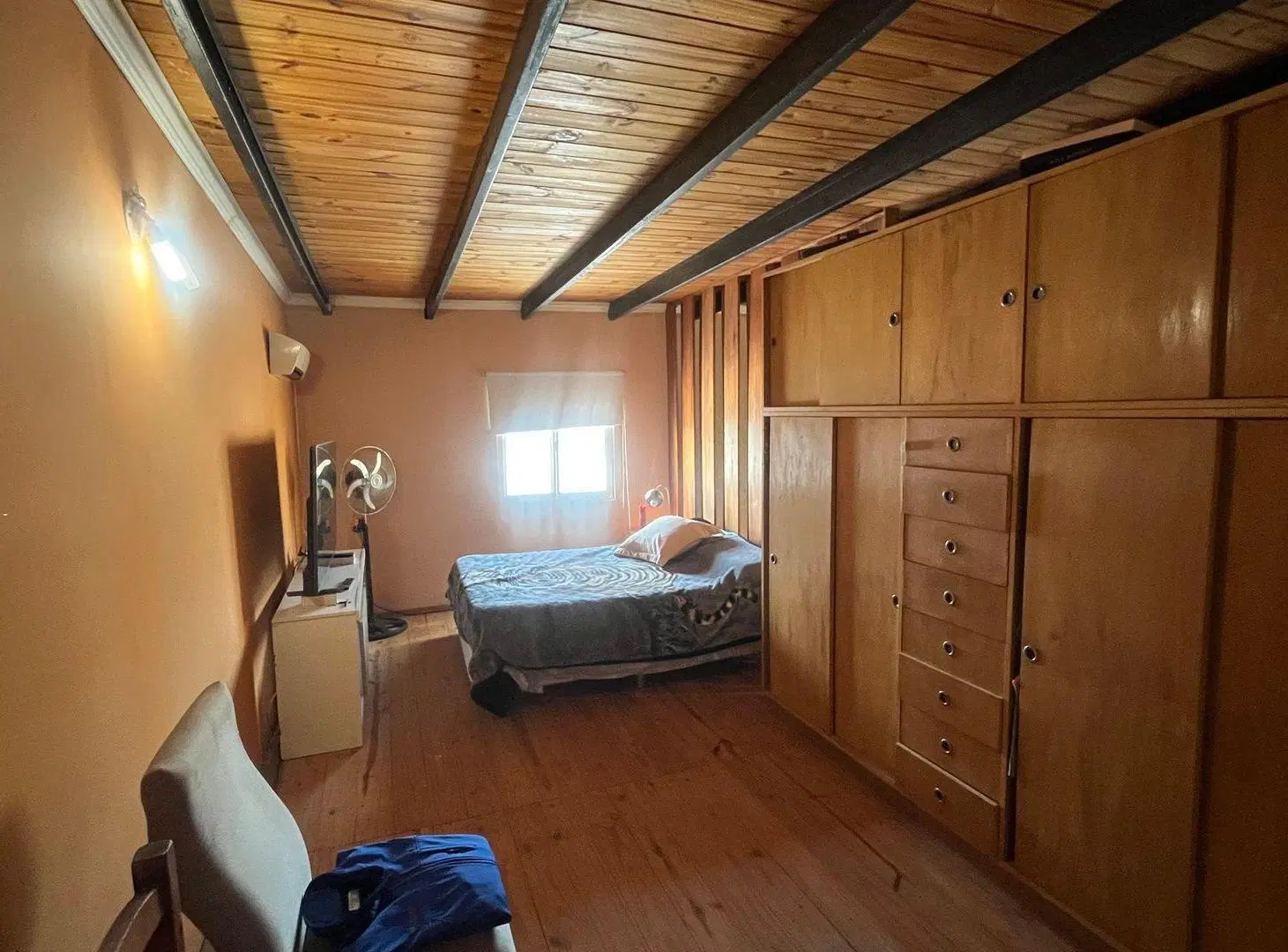 VENTA CASA DE 4 DORMITORIOS EN PUNTA CHACRA 3