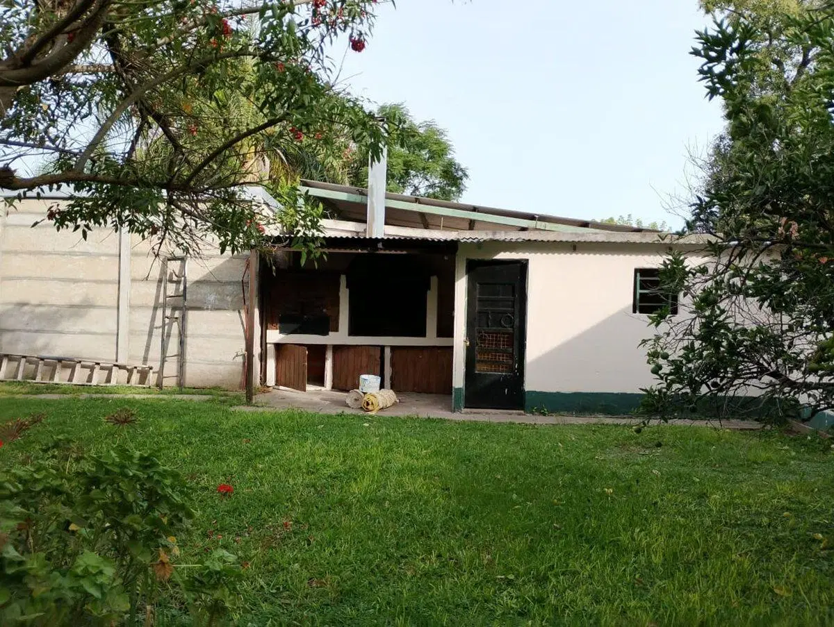 VENTA CASA TRES DORMIS-PILETA - GABOTO 4