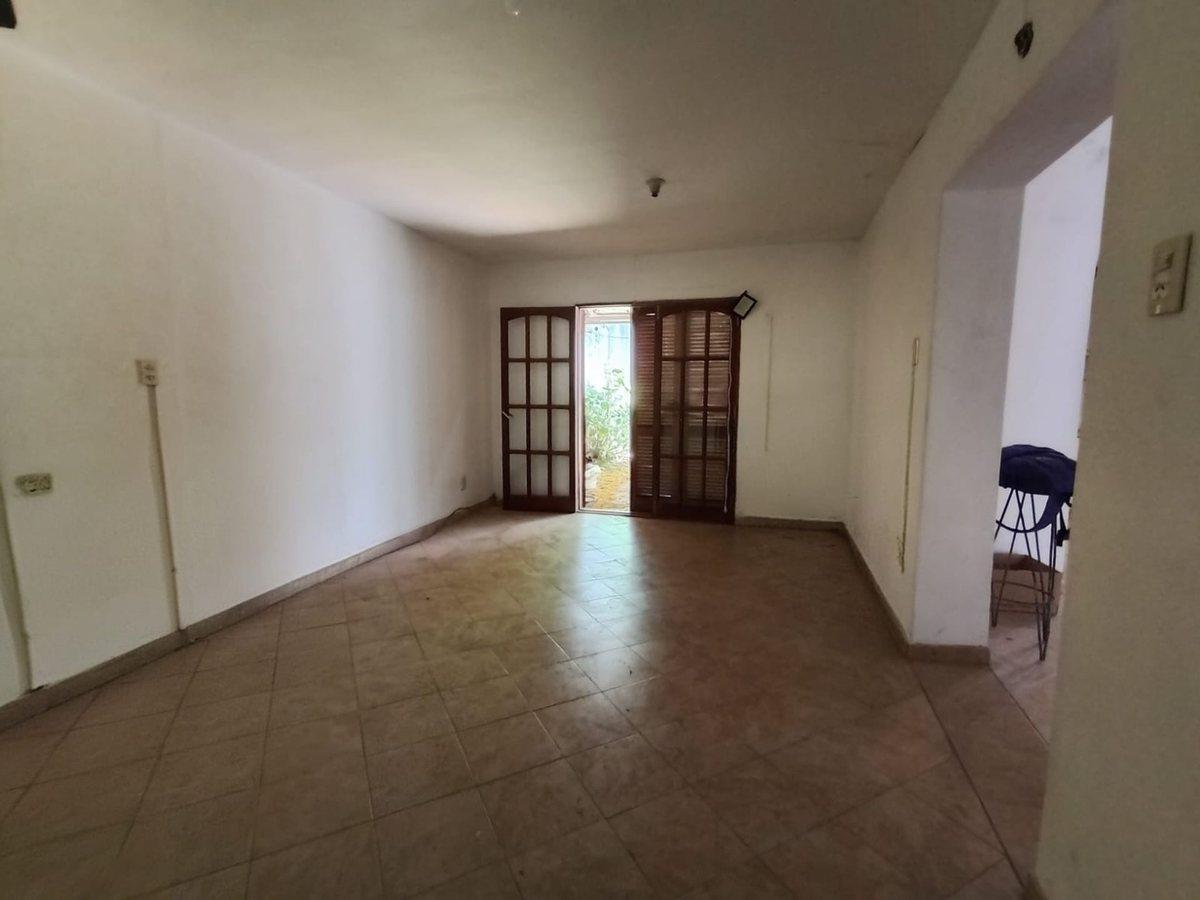 Foto de VENTA DE CASA DE 2 DORMIS CON PATIO, imagen 2