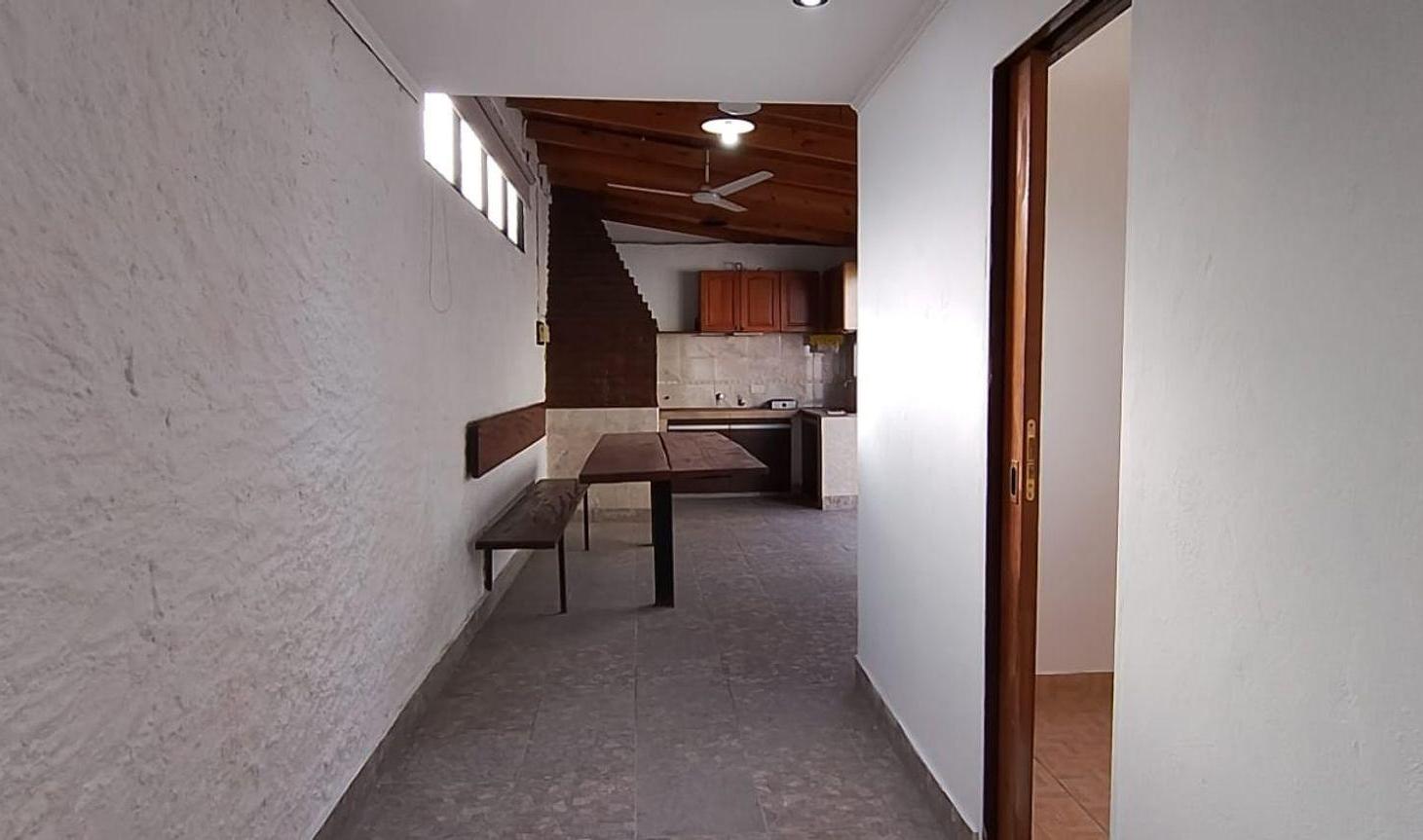 Foto de VENTA CASA 3 DORMIS PATIO Y JARDIN EN BAIGORRIA, imagen 5