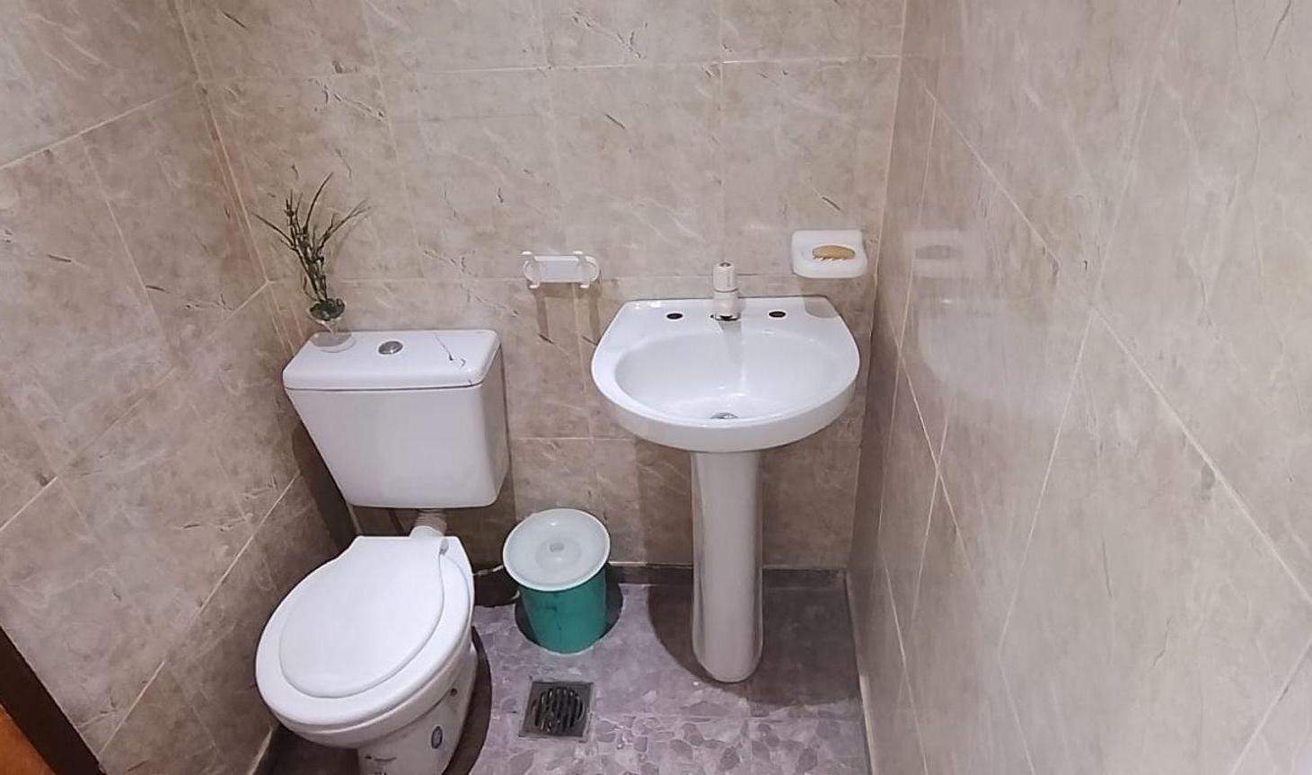 Foto de VENTA CASA 3 DORMIS PATIO Y JARDIN EN BAIGORRIA, imagen 3