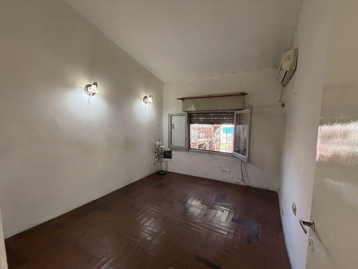 Foto de VENTA CASA 2 DORMITORIOS + COMODIN, PATIO Y PILETA, imagen 5