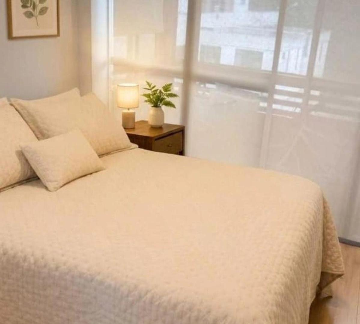 Foto de VENTA SEMIPISO CENTRO 4 DORMIS + BALCON, imagen 1