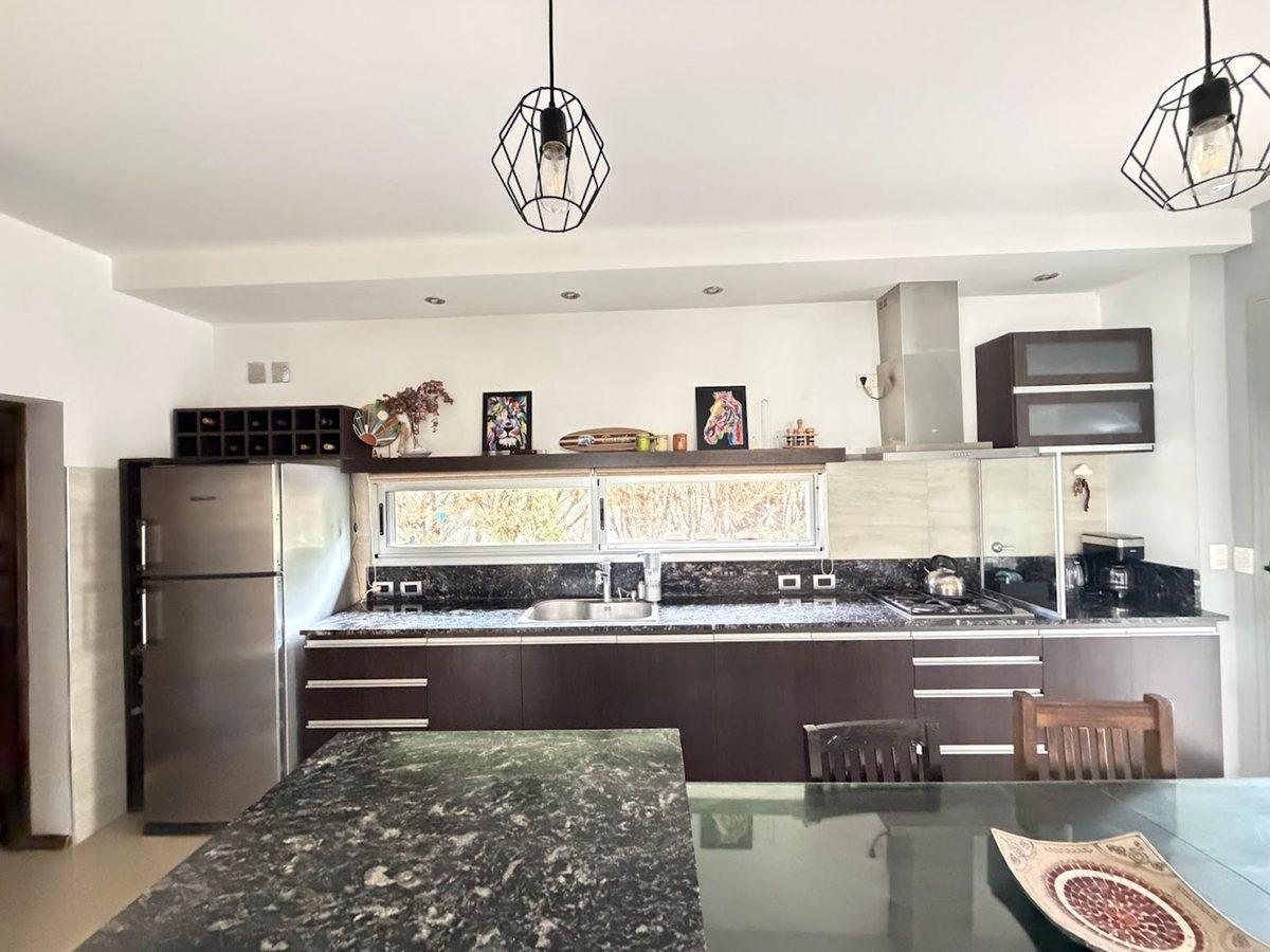Foto de VENTA CASA 3 DORMITORIOS MAS COMODIN EN AGUADAS, imagen 4