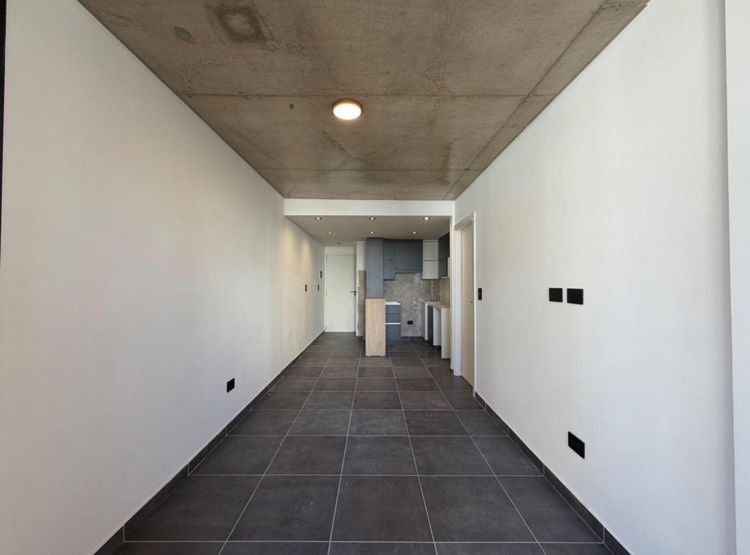 Foto de VENTA DEPTO 1 DORMI FRENTE EN CONSTRUCCION, imagen 2
