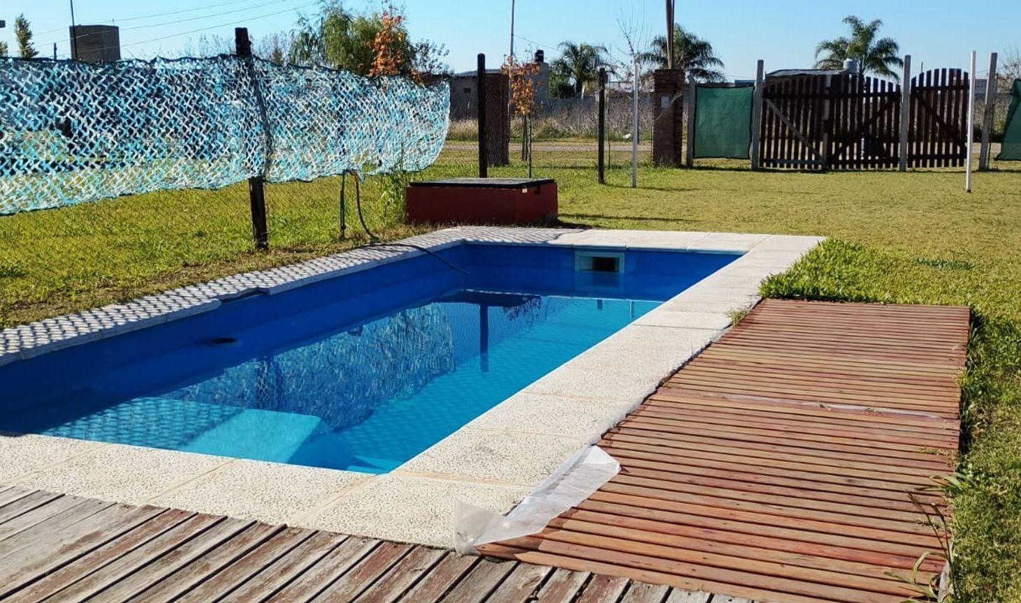 Foto de VENTA CASA 2 DORMITORIOS CON PILETA IBARLUCEA, imagen 3