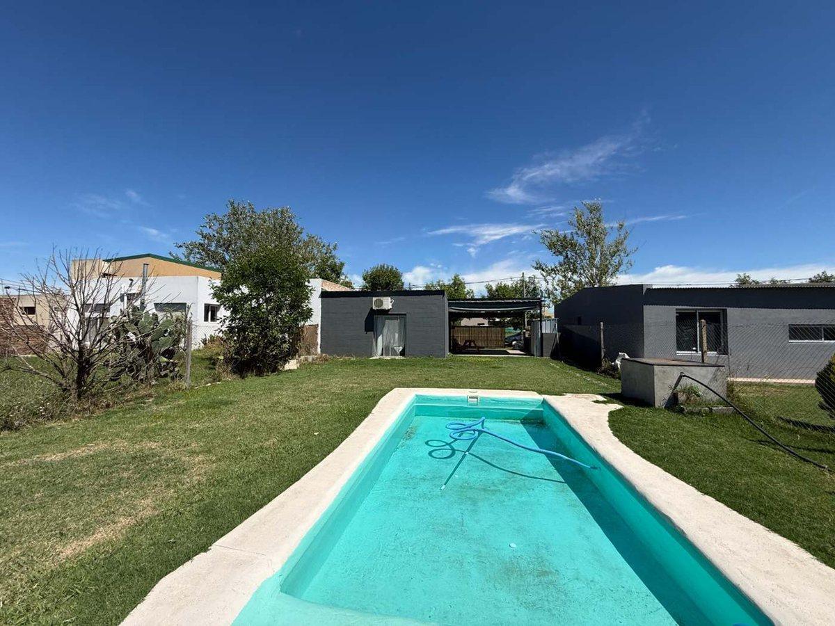 Foto de VENTA CASA 1 DORMITORIO CON PILETA EN ROLDAN TS3, imagen 3