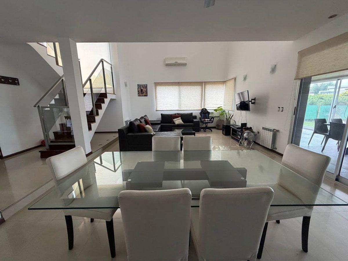 Foto de VENTA CASA 3 DORMITORIOS MAS COMODIN EN AGUADAS, imagen 1