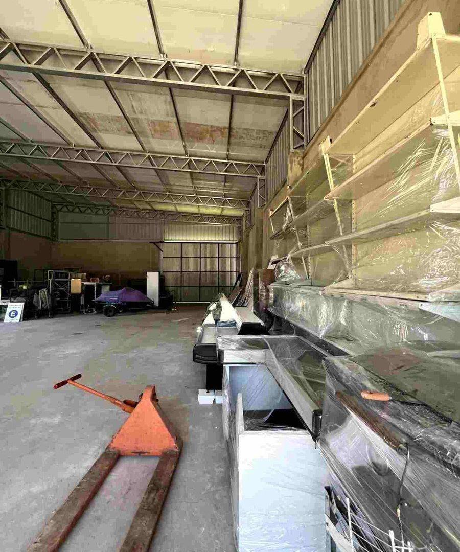Foto de VENTA GALPON CON AMPLIO LOTE IBARLUCEA, imagen 4