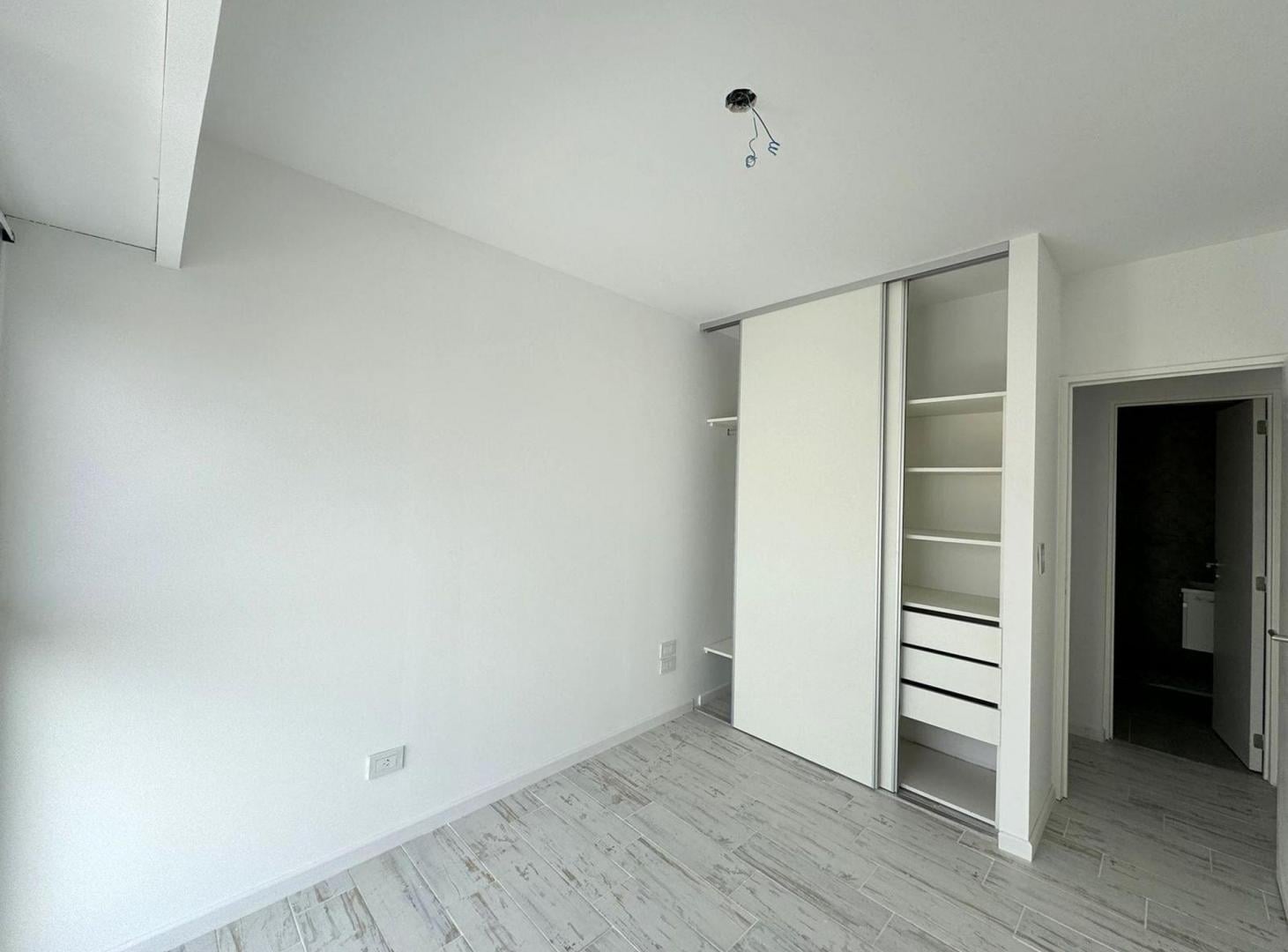 Foto de ALQUILER DEPTO 1 DORM CON BALCÓN, LOURDES, imagen 2