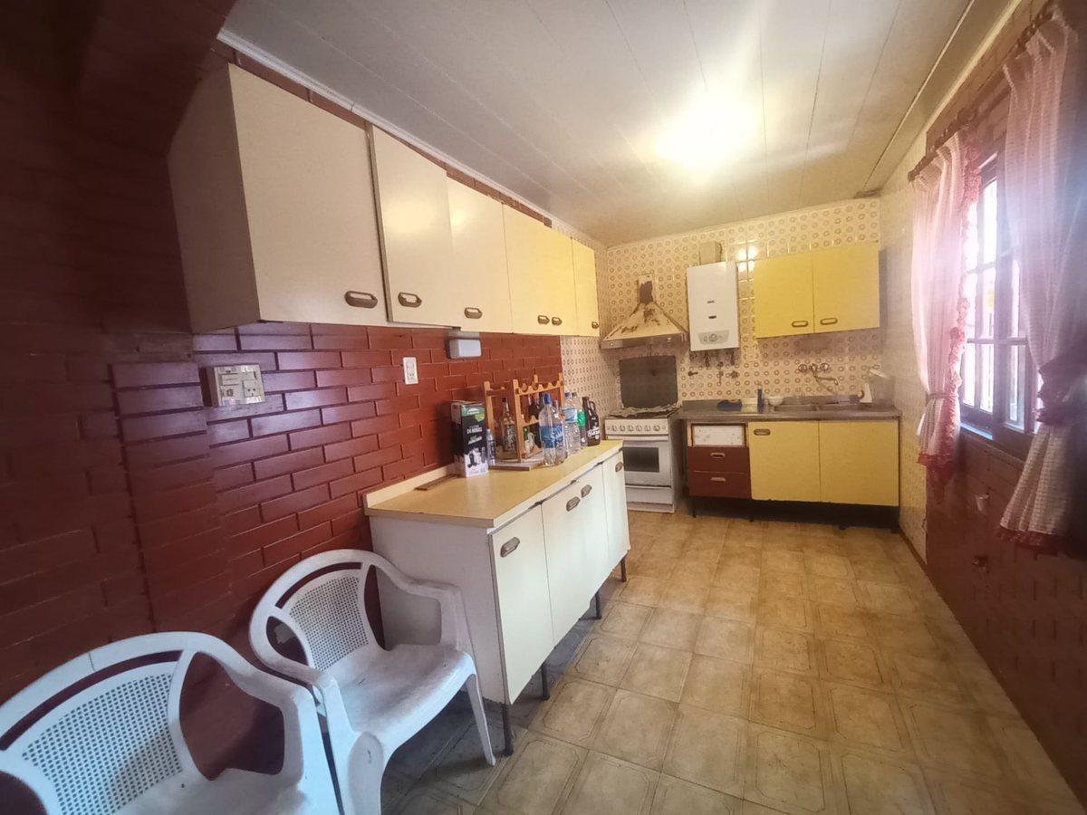 Foto de CASA EN VENTA 3 DORMI, PATIO, EN ZONA NORTE RIO, imagen 2