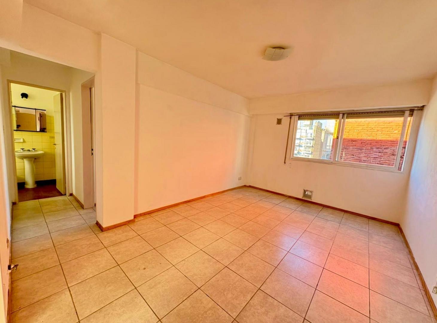 Foto de VENTA DEPTO 1 DORMITORIO APTO CRÉDITO, CENTRO, imagen 1