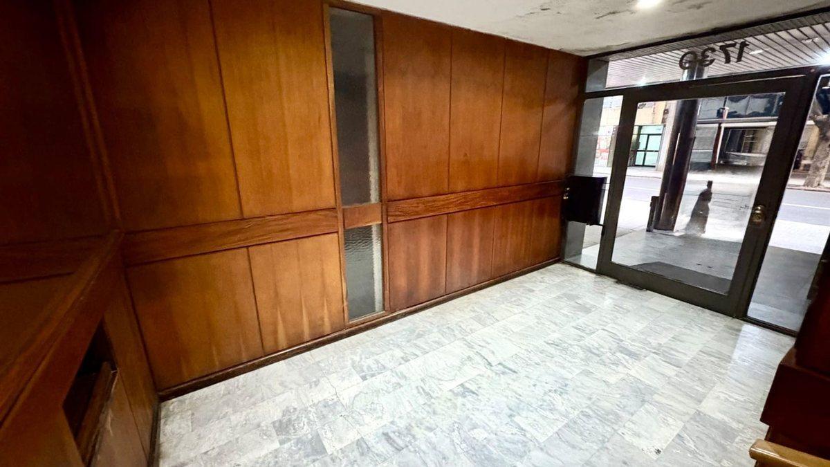 Foto de Dto 2 Dorm + Comodín Balcón al Frente Centro, imagen 5