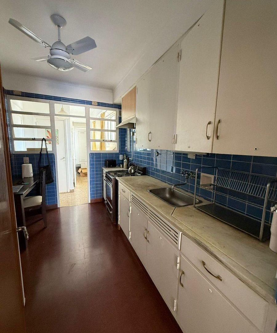 Foto de VENTA DPTO 2 DORMIT. FRENTE PLAZA CON COCHERA, imagen 4