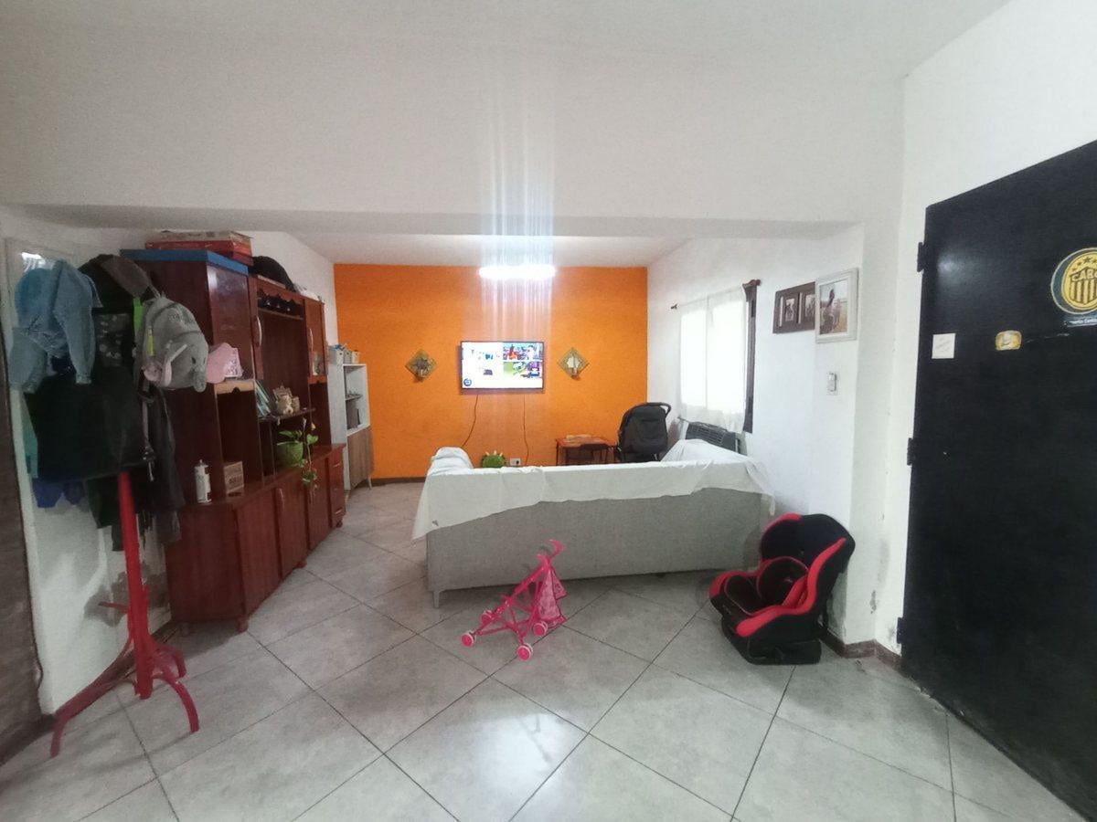 Foto de VENTA DOS CASAS COCHERA PATIO EN ZONA SUR, imagen 5