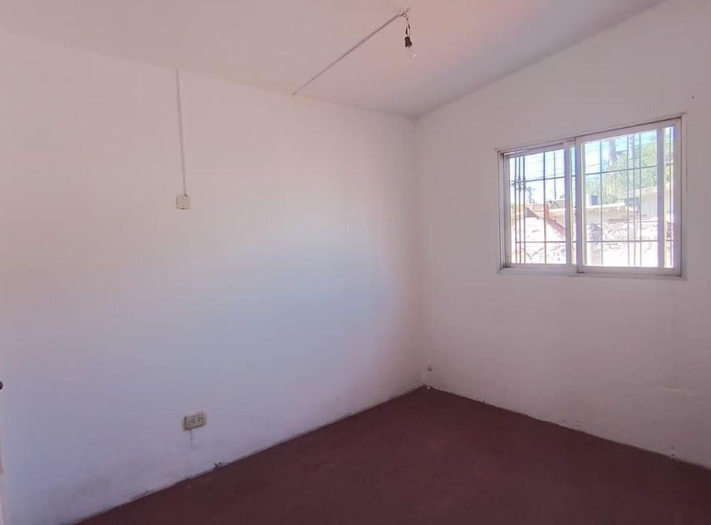 Foto de VENTA CASA 3 DORMIS JARDIN/PATIO- PARQUE FIELD, imagen 3