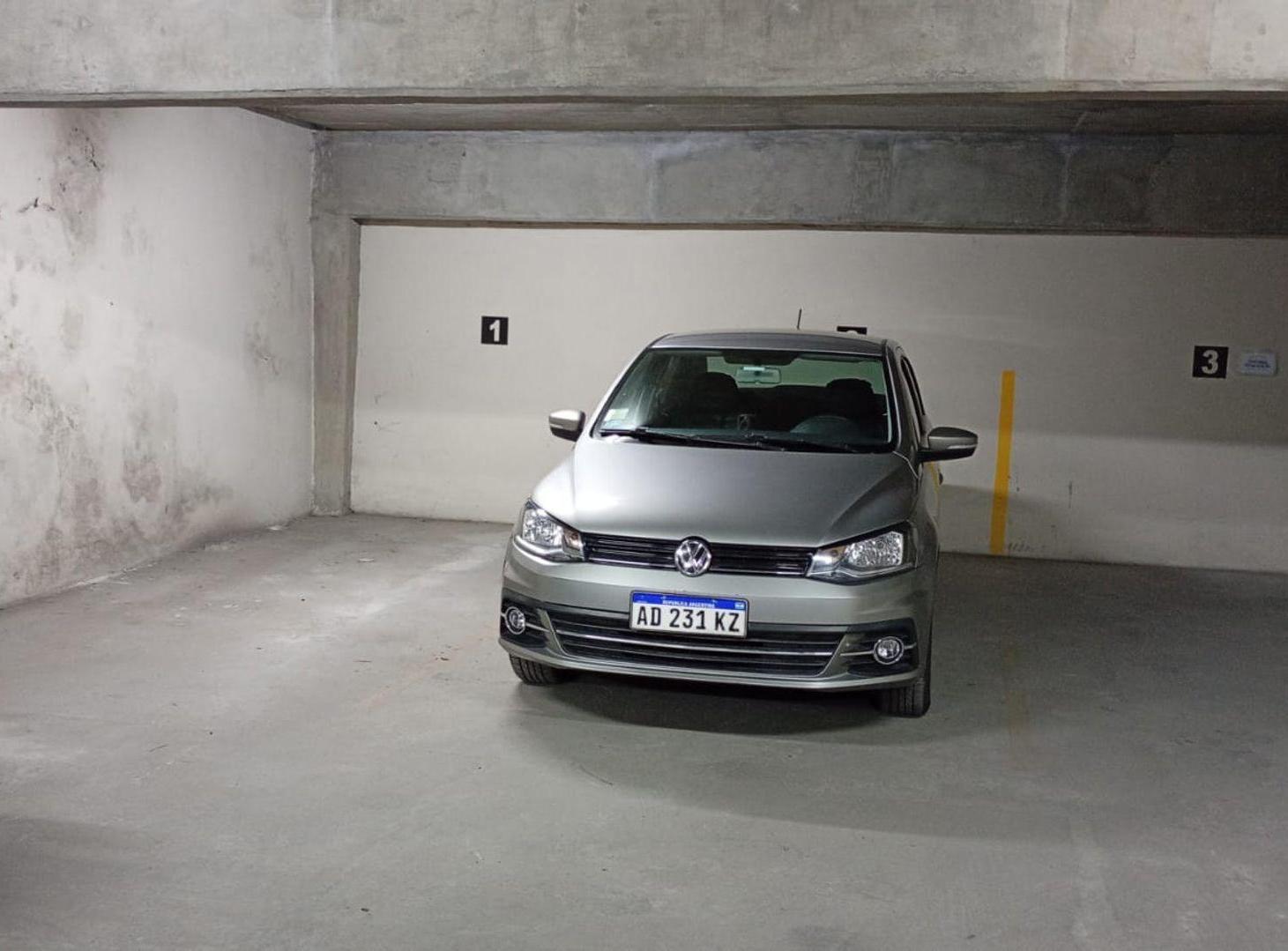 Foto de VENTA COCHERA . Vera Mujica 630, imagen 3