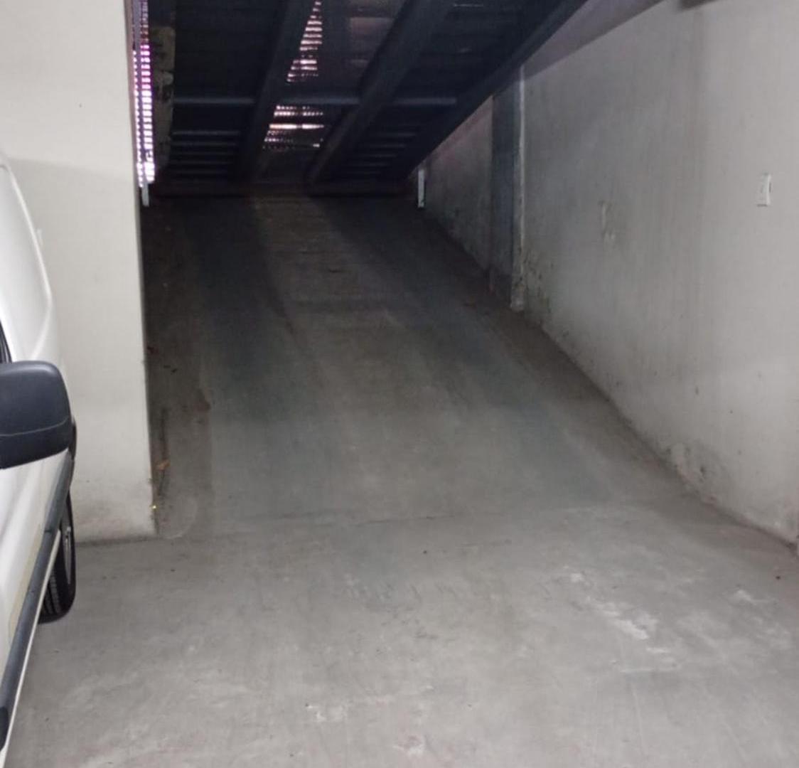 Foto de VENTA COCHERA . Vera Mujica 630, imagen 2