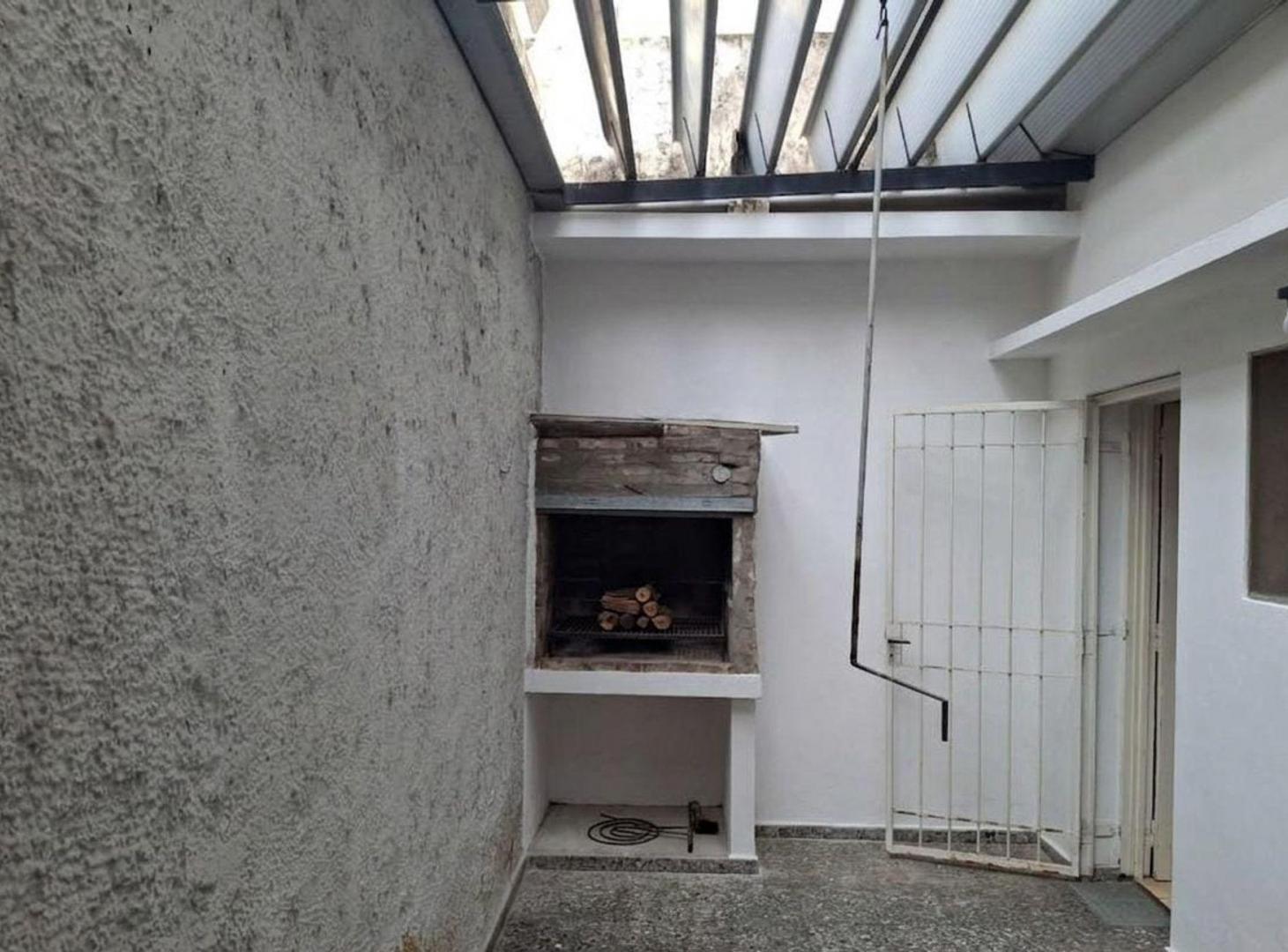 Foto de CASA 2 DORMIS + COMODÍN, COCHERA Y PATIO, imagen 1