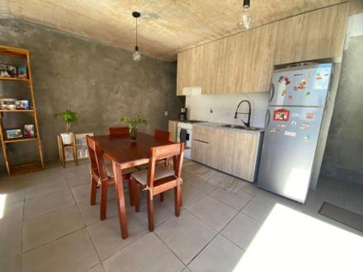 Foto de Venta duplex de 1 dormitorio + comodin,(Martin), imagen 3