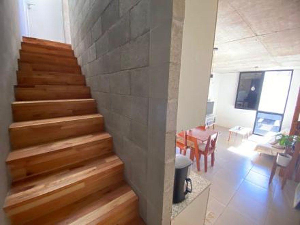 Foto de Venta duplex de 1 dormitorio + comodin,(Martin), imagen 1
