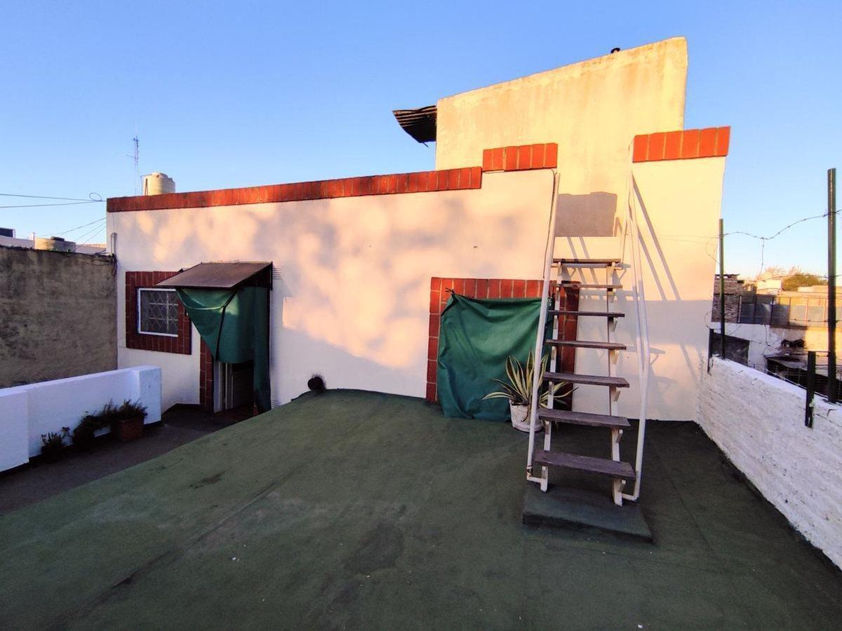 Foto de VENTA PH 2 DORMITORIOS ,COMODIN P.A X ESCALERA, imagen 3