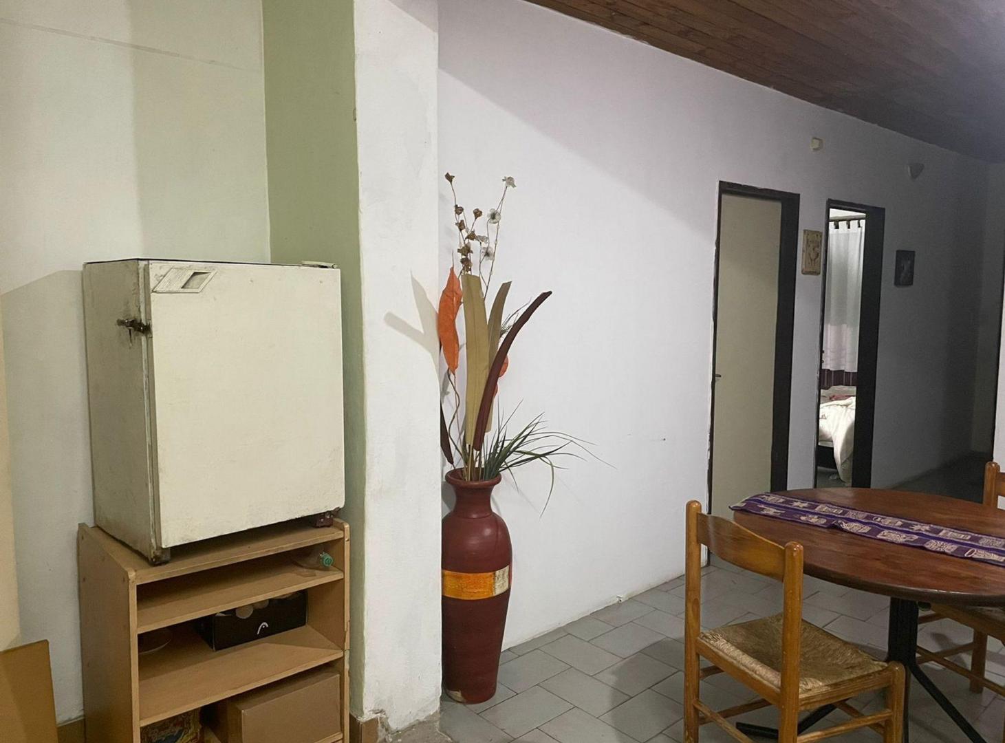 Foto de VENTA CASA DE 4DORMIS C/PILETA- PERMUTA-FLORIDA, imagen 5