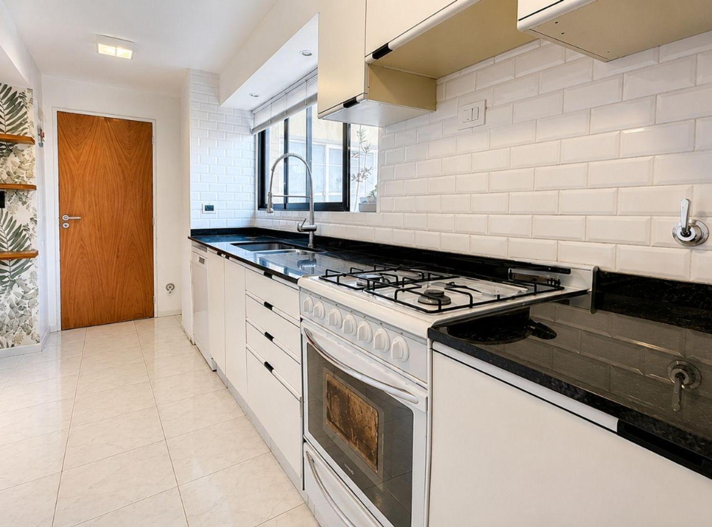 Foto de VENTA DEPTO 3 DORMITORIOS COCHERA CENTRO ROSARIO, imagen 1