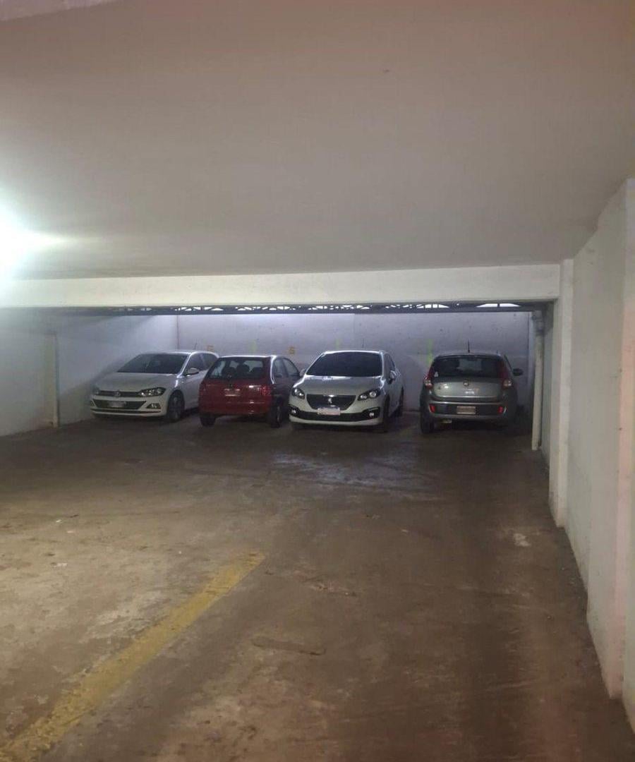Foto de Cochera fija Con Portón Eléctrico en Zona Centro, imagen 1