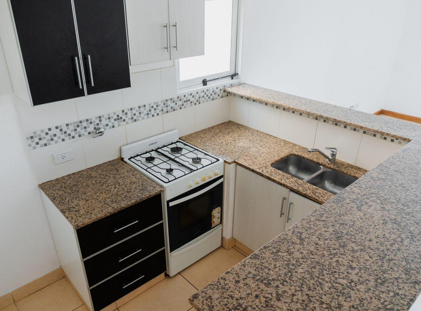Foto de VENTA DEPARTAMENTO 1 DORMITORIO LOURDES ROSARIO, imagen 4