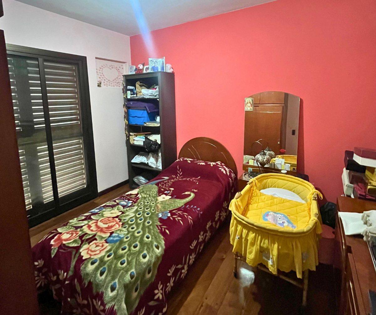 Foto de VENTA CASA 4 DORMITORIOS AZCUÉNAGA APTA CREDITO, imagen 3
