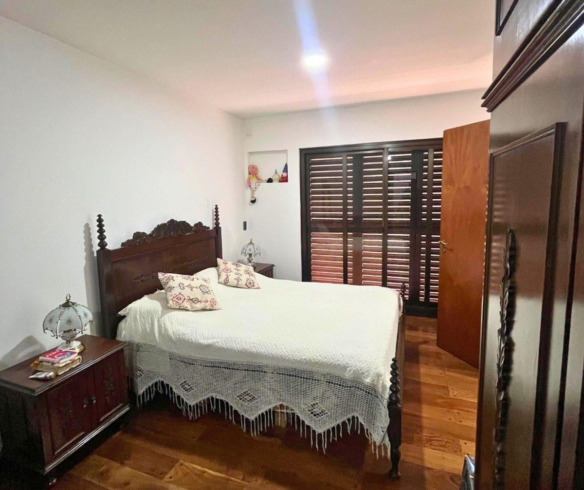 Foto de VENTA CASA 4 DORMITORIOS AZCUÉNAGA APTA CREDITO, imagen 5