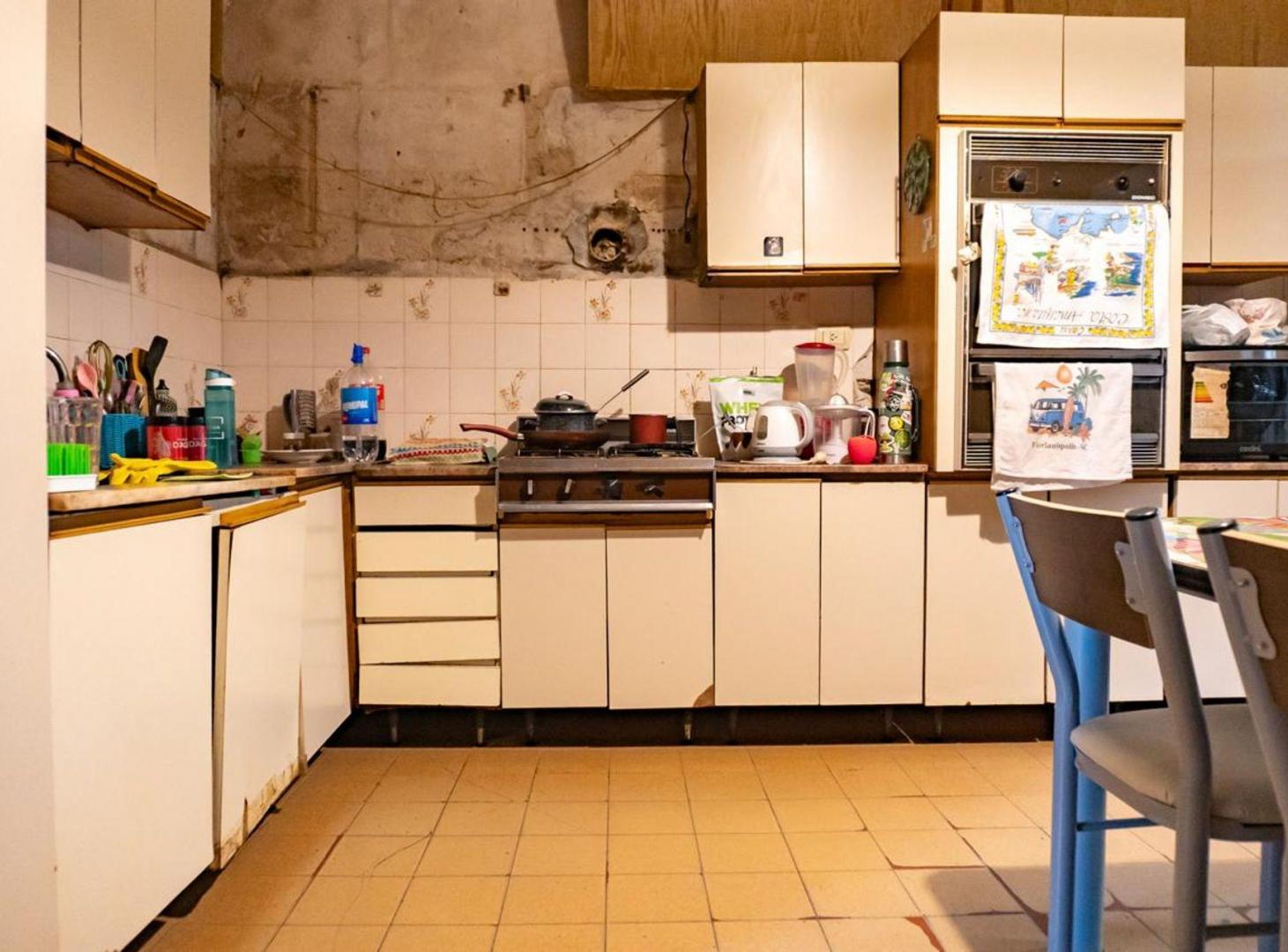 Foto de VENTA CASA CON LOCAL COMERCIAL EN LUIS AGOTE, imagen 5