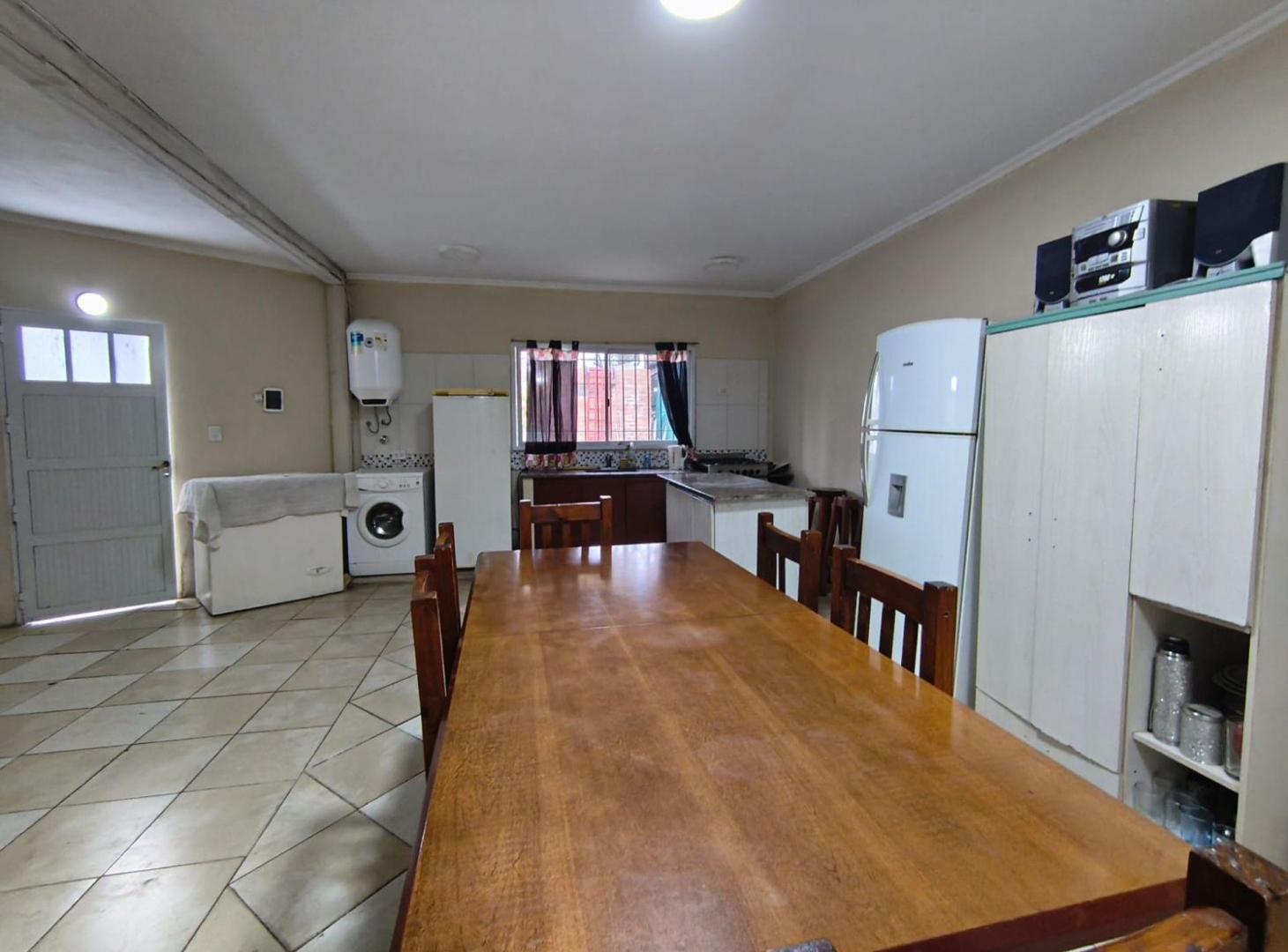 Foto de CASA EN VENTA 3 DORMITORIOS ACEPTA PERMUTA, imagen 4