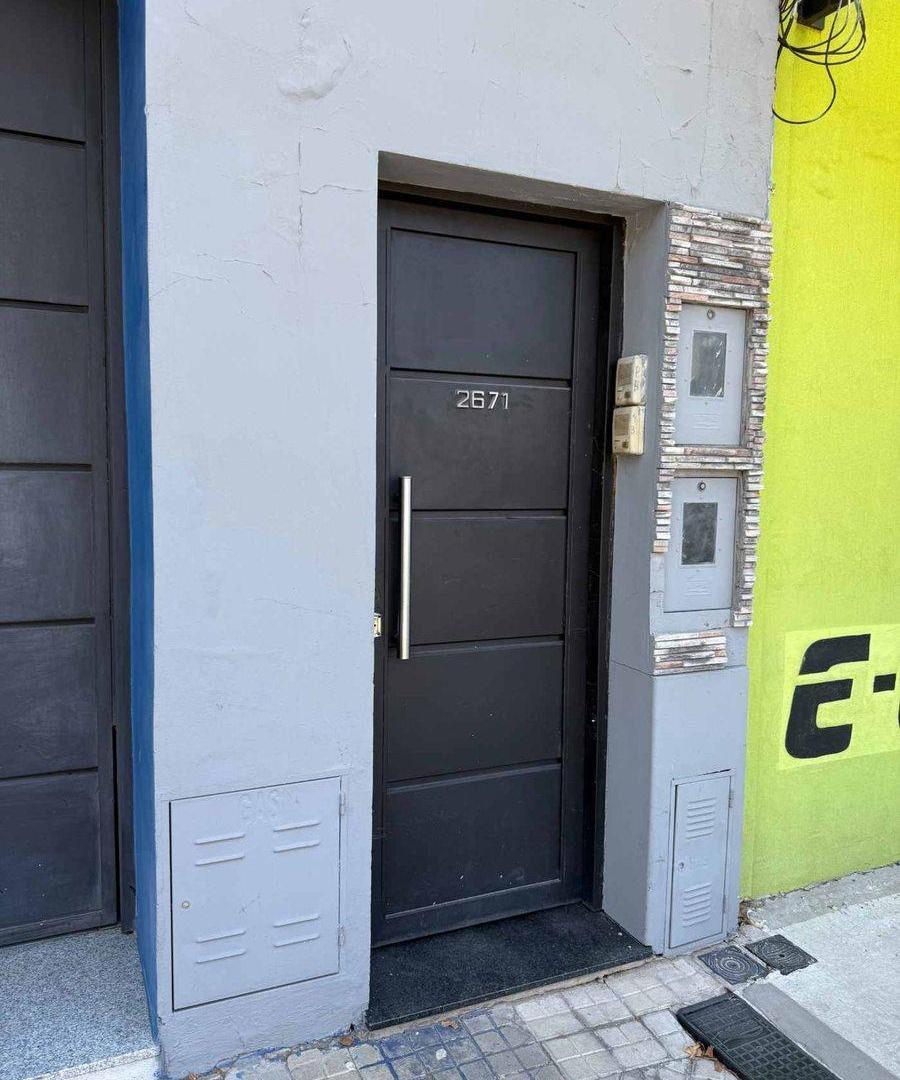 Foto de VENTA OFICINA AMPLIA EN PH QUINCHO Y TERRAZA, imagen 1