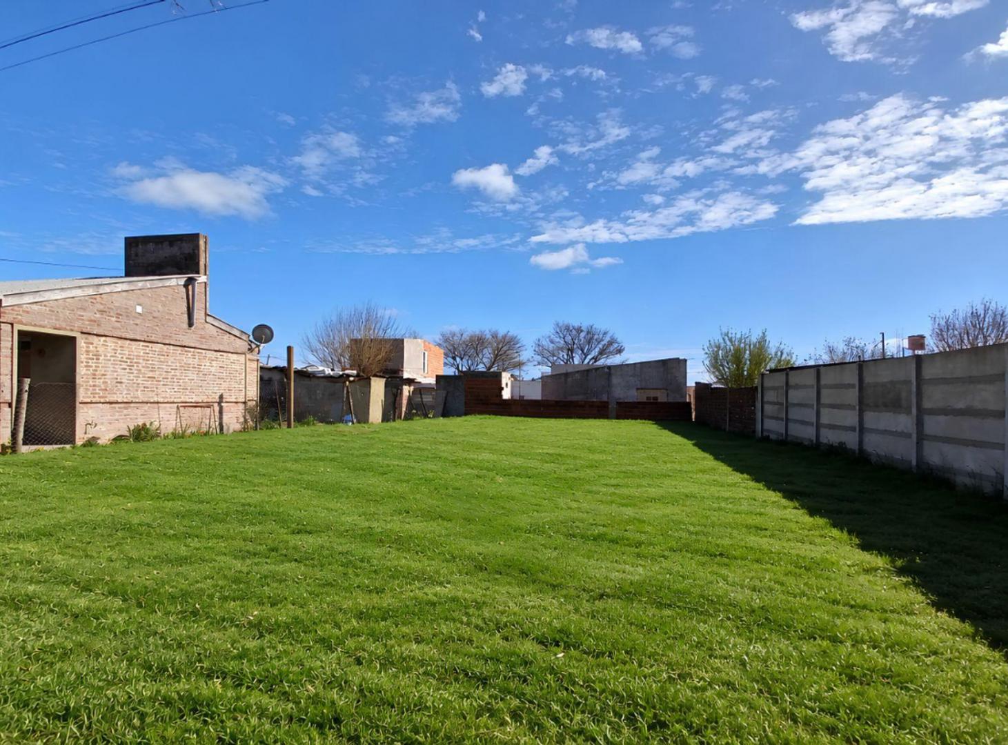 Foto de VENTA DE TERRENO EN CORONEL BOGADO 255M2, imagen 4