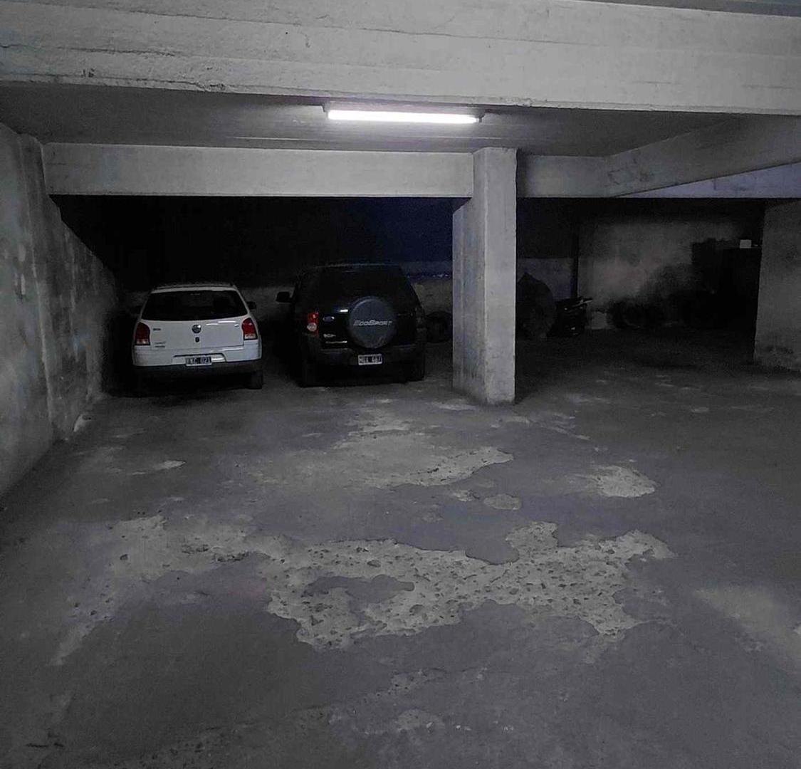 Foto de VENTA COCHERA AMPLIA CENTRO ROSARIO, imagen 3