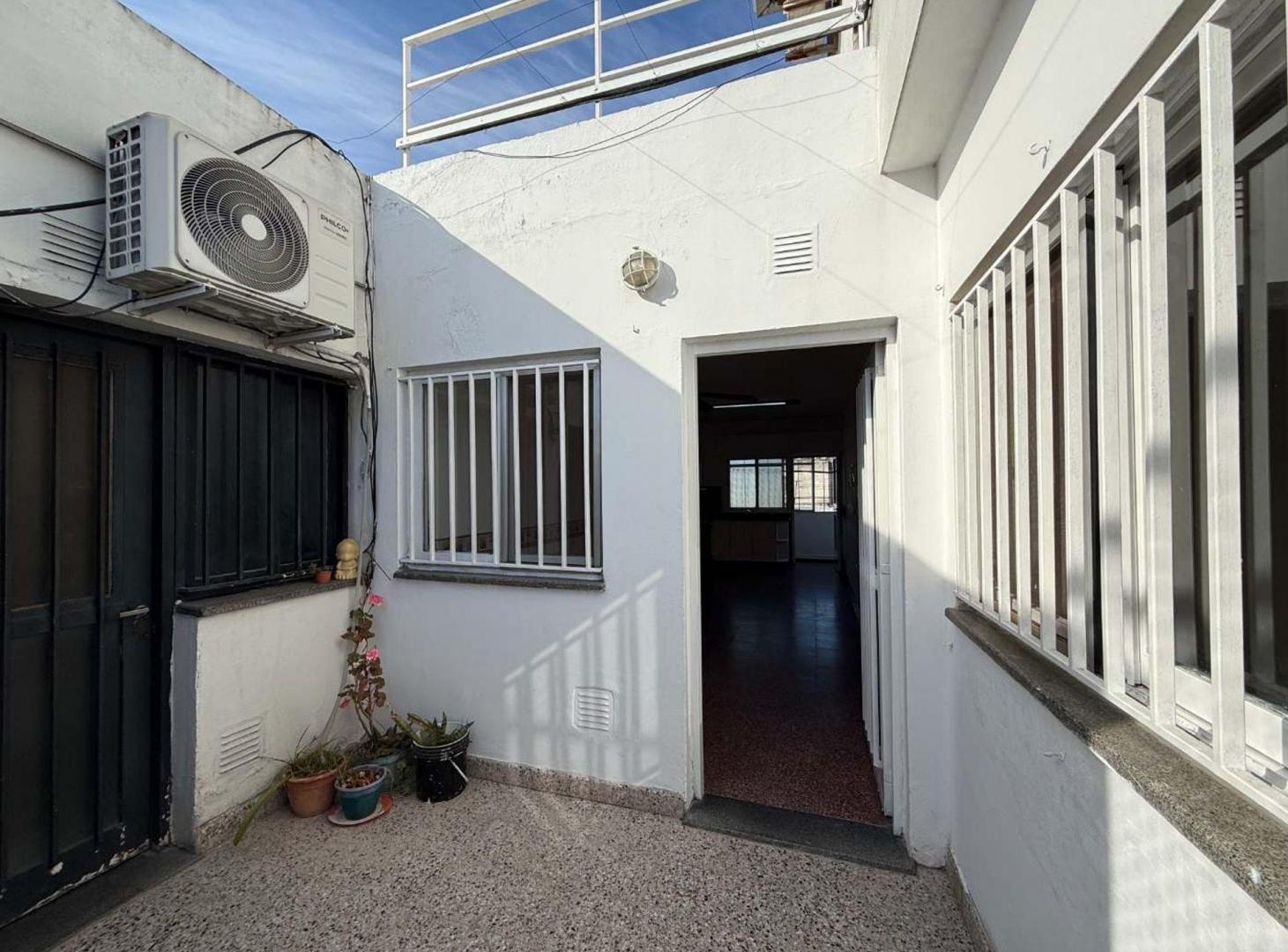 Foto de VENTA DEPARTAMENTO 3 DORMIS Y BALCON BARRIO CHINO, imagen 1