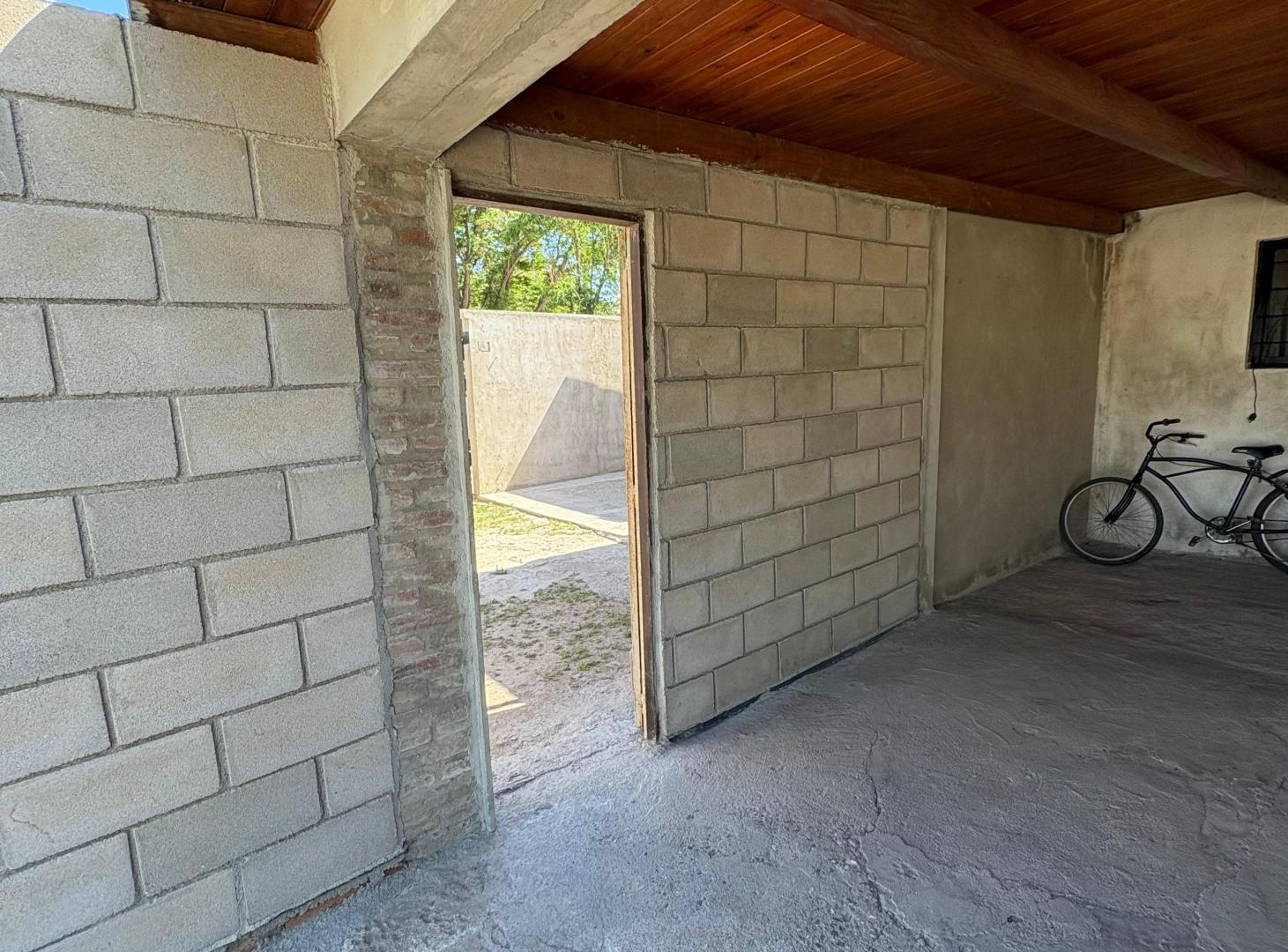 Foto de VENDO Casa con 750 m² en Villa del Prado, 3 dormitorios en venta + Dpto, imagen 4