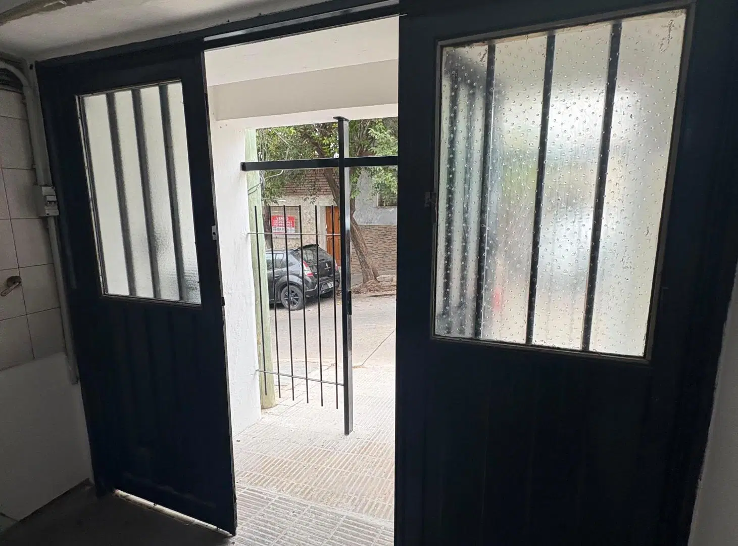 ALQUILO DPTO MONO-AMBIENTE BARRIO SAN VICENTE 2
