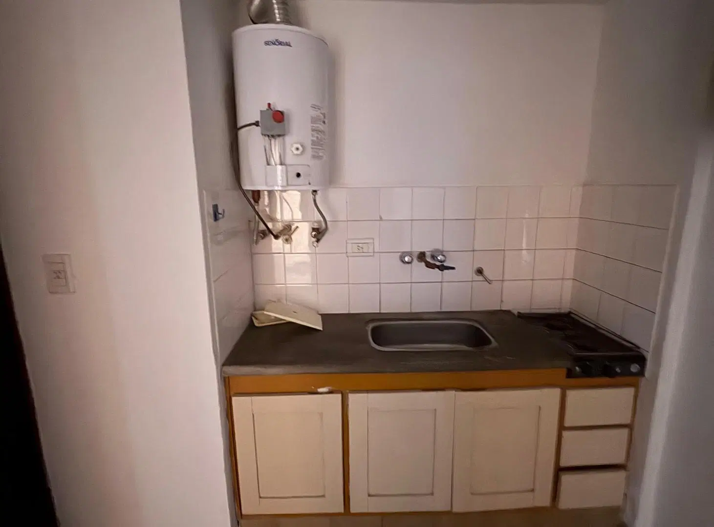 ALQUILO DEPARTAMENTO MONOAMBIENTE NUEVA CORDOBA 4