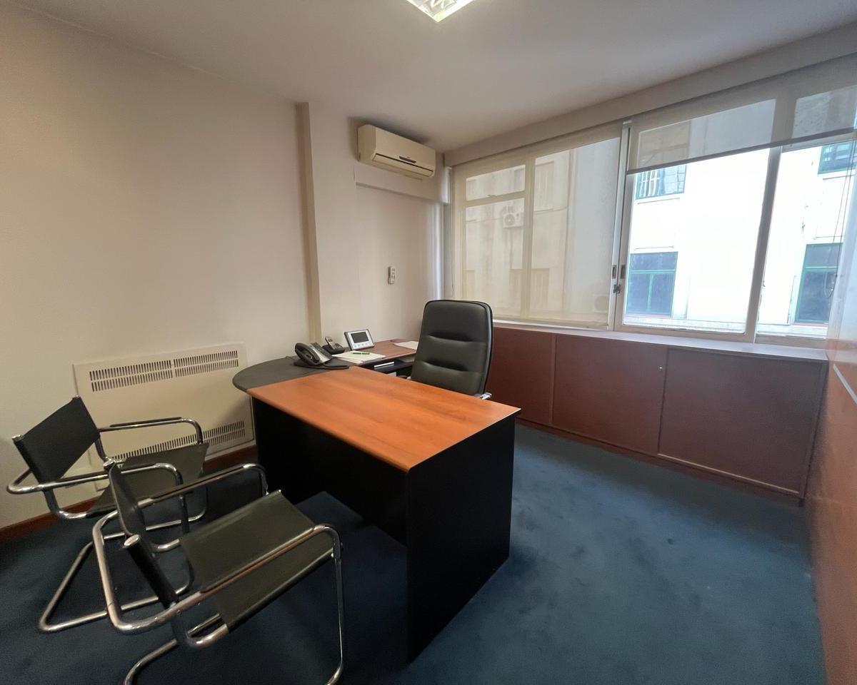 Oficina en Venta Piso Entero de 180 m en Excelente Estado. 4